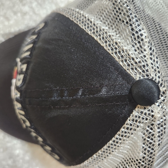 New Era Black and White San Francisco Hat - Picture 5 of 7